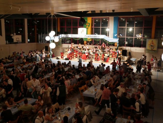 23_03_starkbierfest03