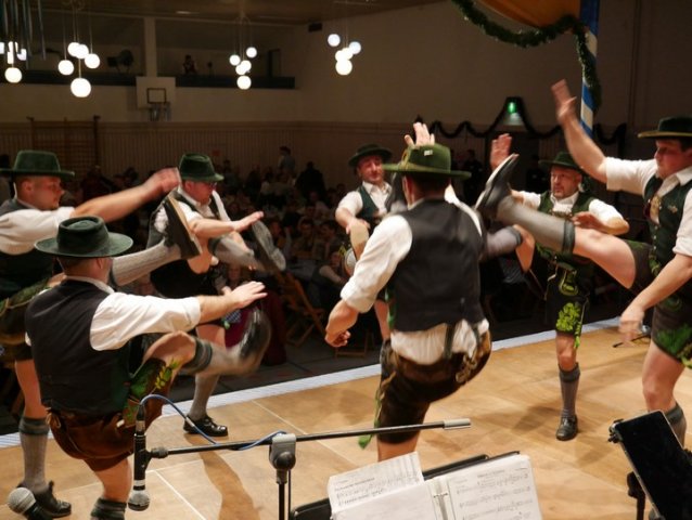 23_03_starkbierfest06