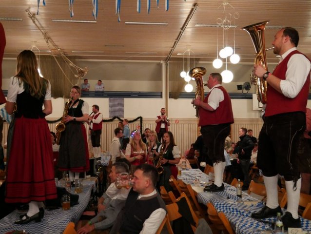 23_03_starkbierfest11